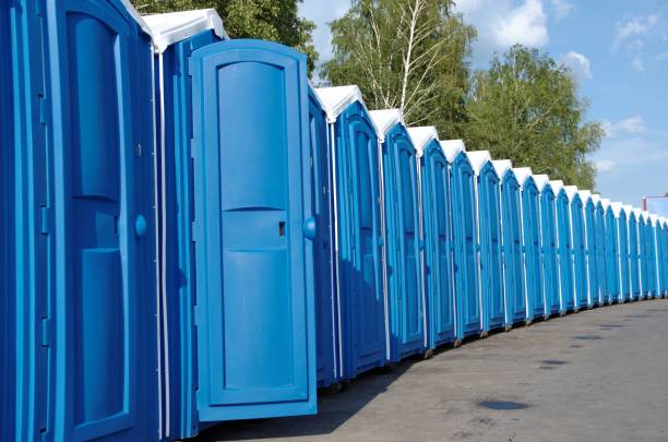 Best Porta potty rental near me  in Carrollton, MO